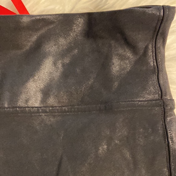 SPANX Leggings size M excellent condition please see pictures inseam 27” - Picture 8 of 16